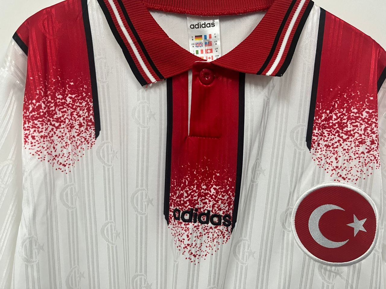 Turkey 1996/97 Away- Retro Football Shirt